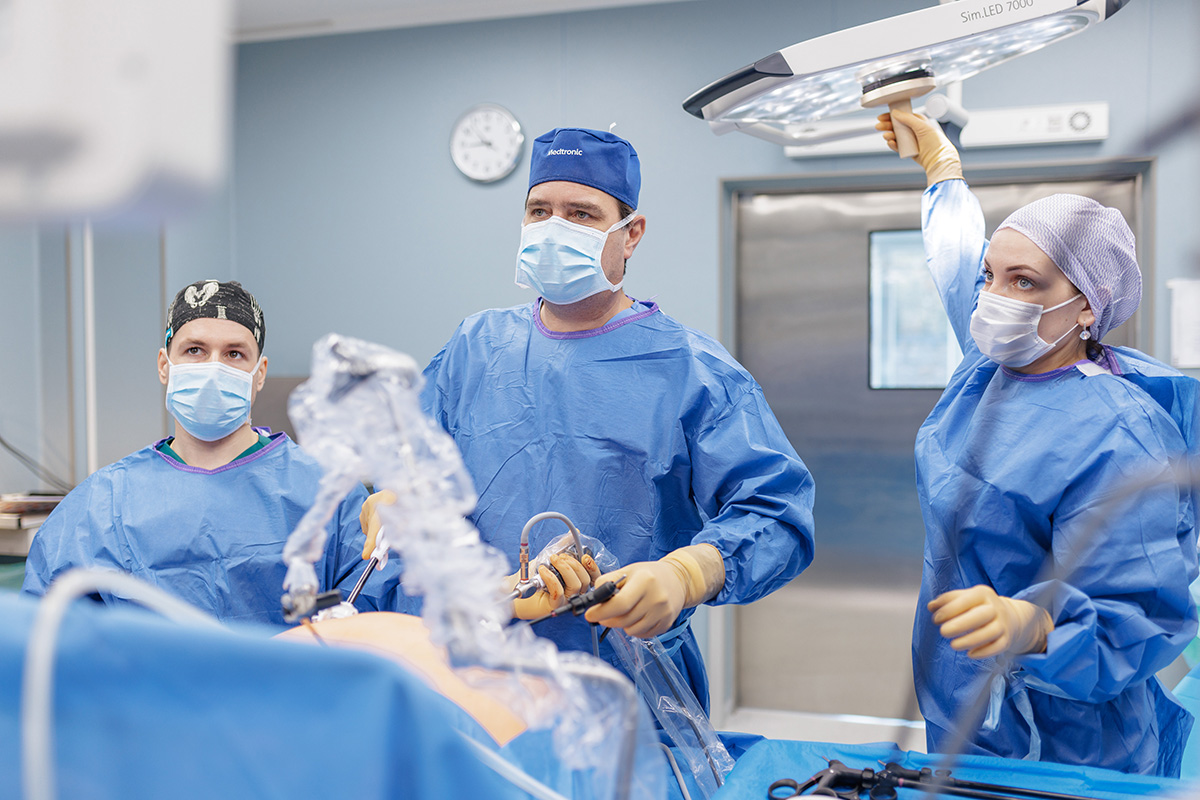 Medicīniska operācija Aiwa Clinic klīnikā